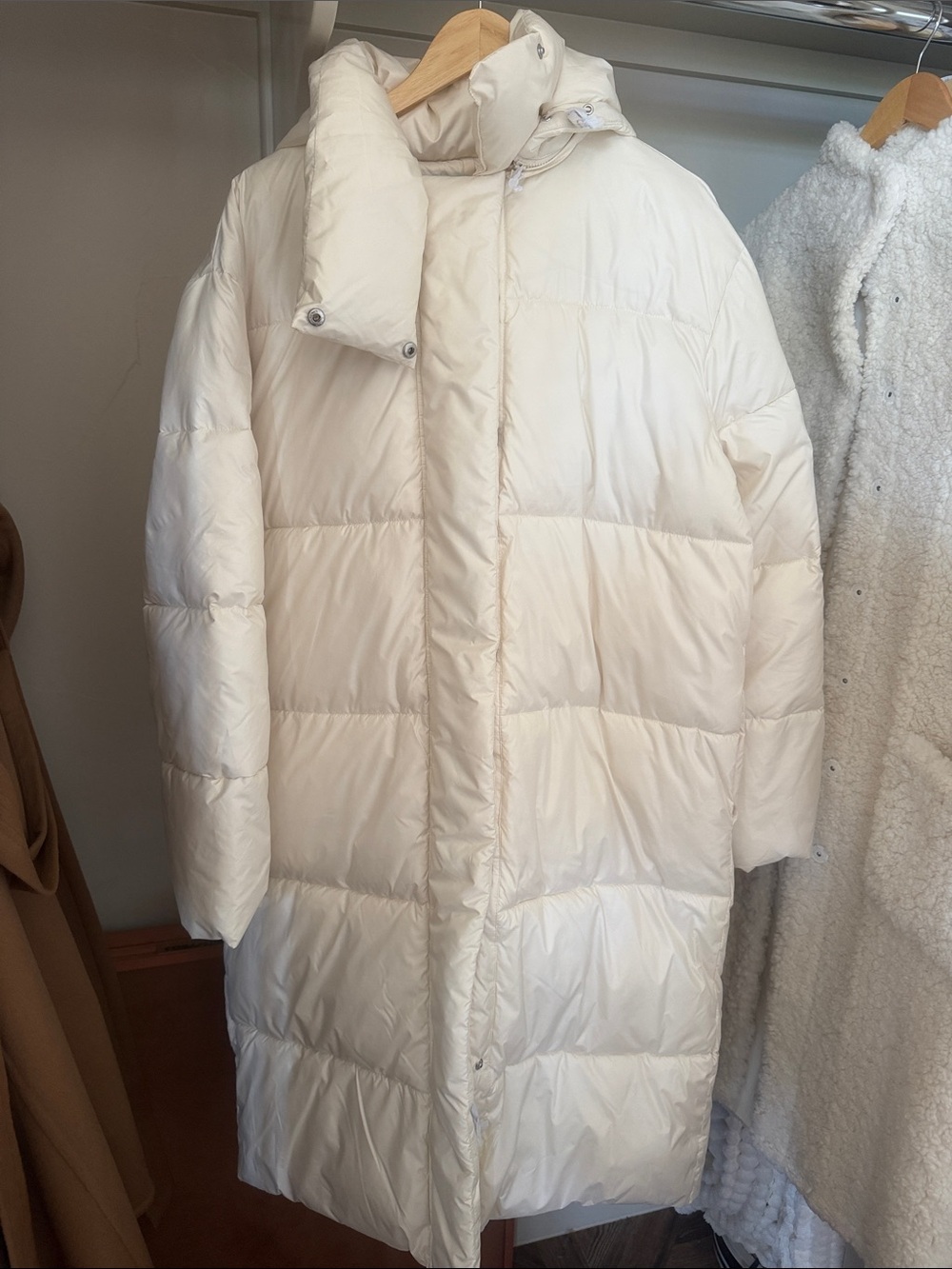 NWT L'Academie Cream Long Puffer Coat with Hood